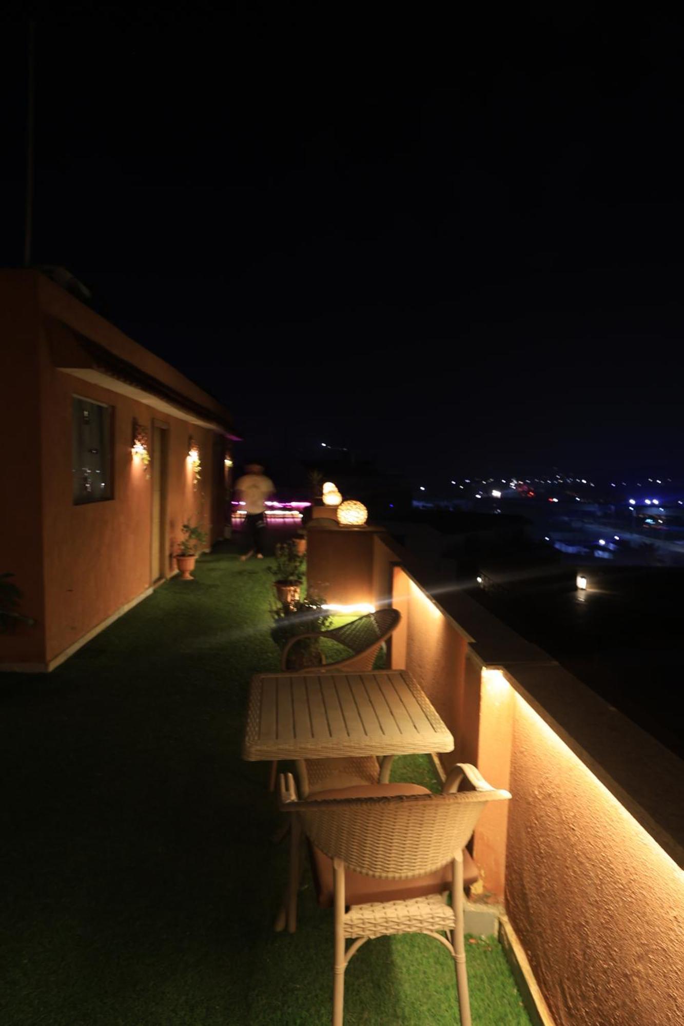 Grand Pyramids In Hotel Gíza Kültér fotó
